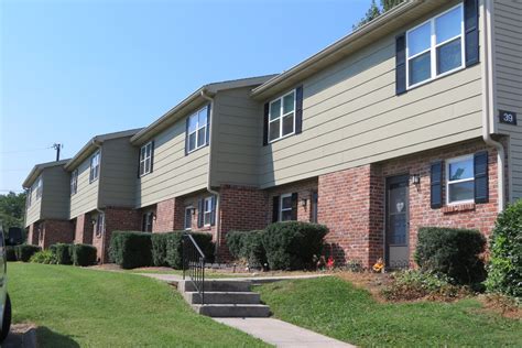 com listing has verified information like property rating, floor plan, school and neighborhood data, amenities, expenses, policies and of course, up to date rental rates and availability. . Apartments for rent in knoxville tn